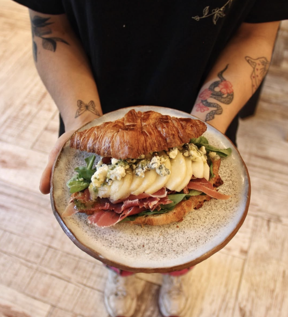 Colección cerámica Nerea Café.5